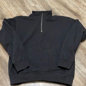 Talentless quarter zip pull over size medium
